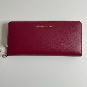 Michael Kors Jet Set Travel Continental Zip Around Leather Wallet Wristlet Berry